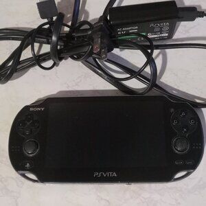 PS Vita System Black Playstation Model PCH-1101 Handheld System + Charger